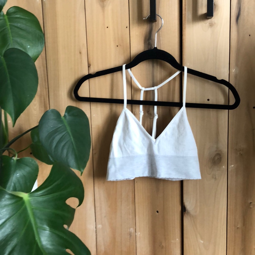 🌱 2/$25 🌱 Anthropologie White and Gray Bralette